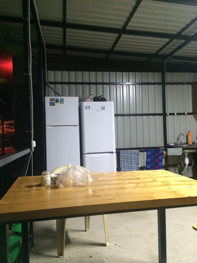 Guesthouse Tigranakert Pizunda Exteriör bild
