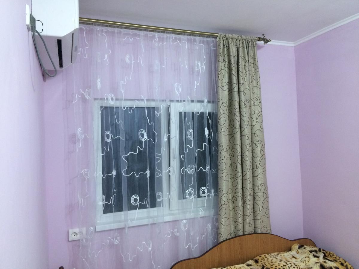 Guesthouse Tigranakert Pizunda Exteriör bild