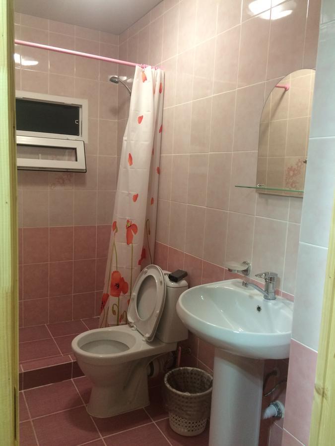 Guesthouse Tigranakert Pizunda Exteriör bild
